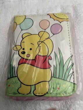Cute Winnie the Pooh Bear Wallet with Balloons. Wristlet Wallet